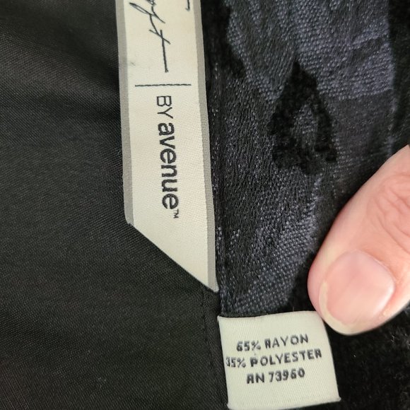 Soft by Avenue Black Brocade Jacket Embroidery Beaded Plus Size 22/24 - Picture 7 of 9